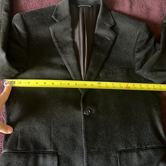 100% Italian Cashmere Blazer VEUC -Black 40S as measured listed as 37S - Picture 11 of 13